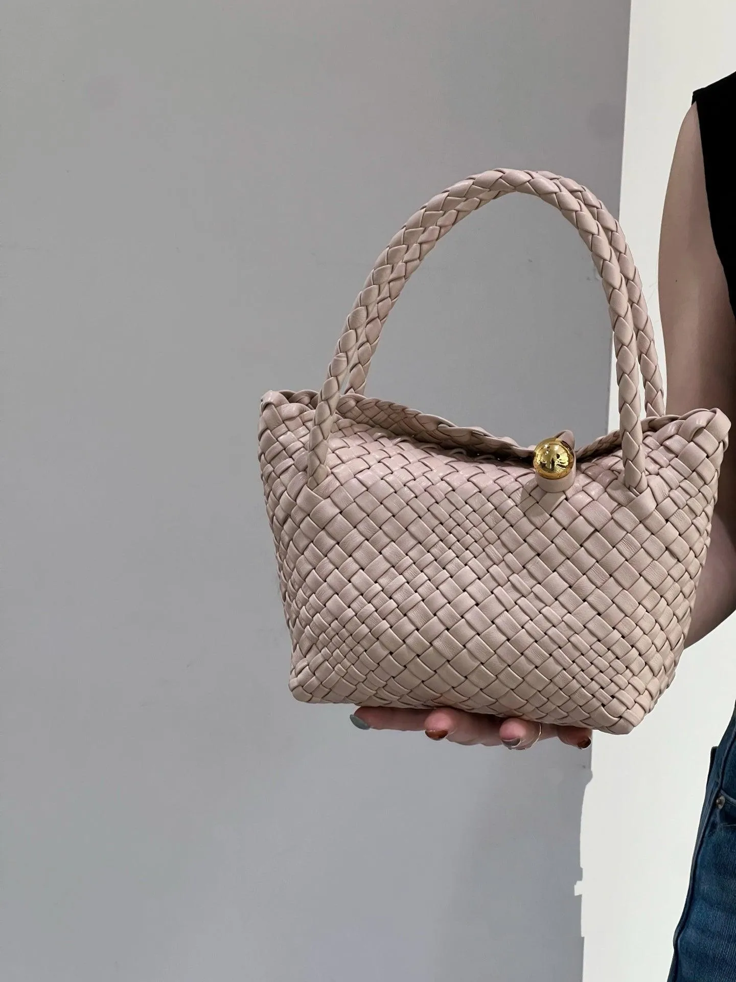 Luxury Handwoven Lambskin Leather Shoulder Bucket Bag with Sculptural Gold Sphere Closure and Double Handle Design ?C Spacious & Versatile Carryall