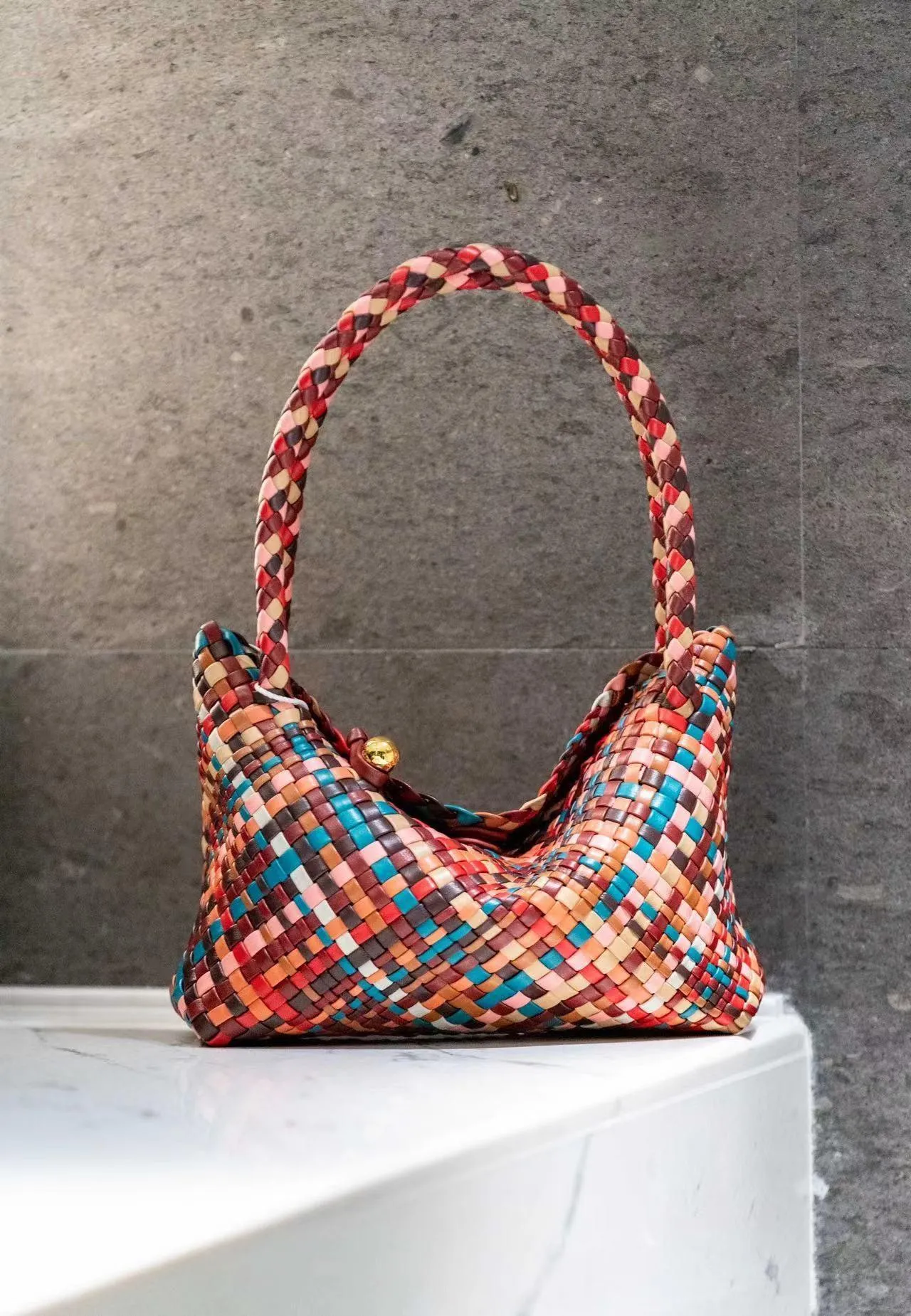 Luxury Handwoven Lambskin Leather Shoulder Bucket Bag with Sculptural Gold Sphere Closure and Double Handle Design ?C Spacious & Versatile Carryall