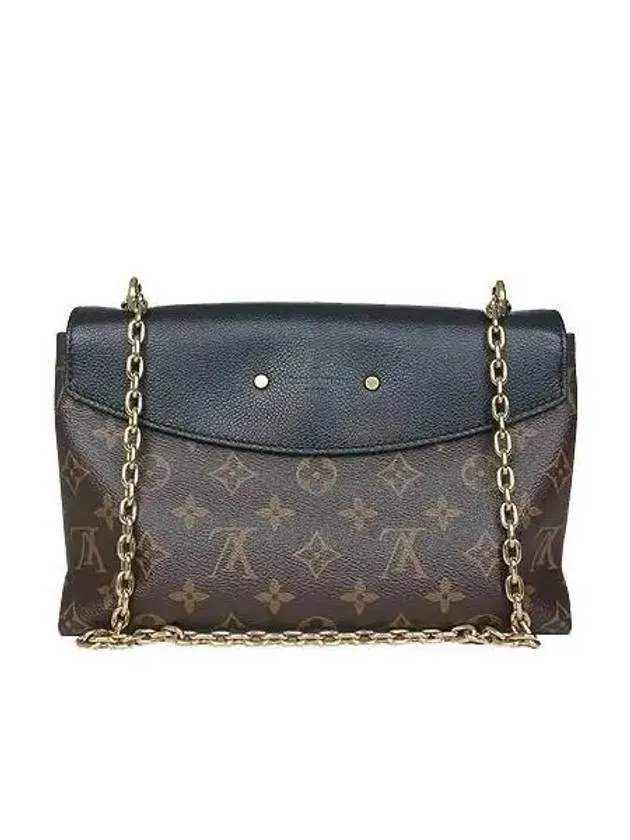 M43714 Crossbody Bag