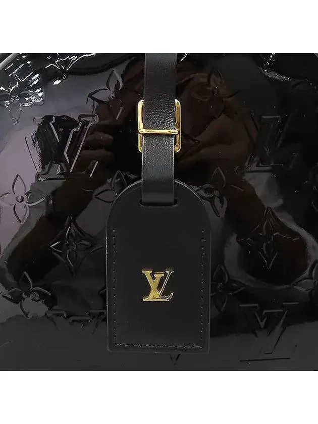 M53999 Crossbody Bag