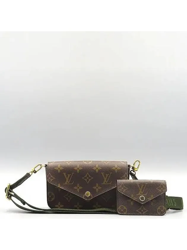M80091 Crossbody Bag