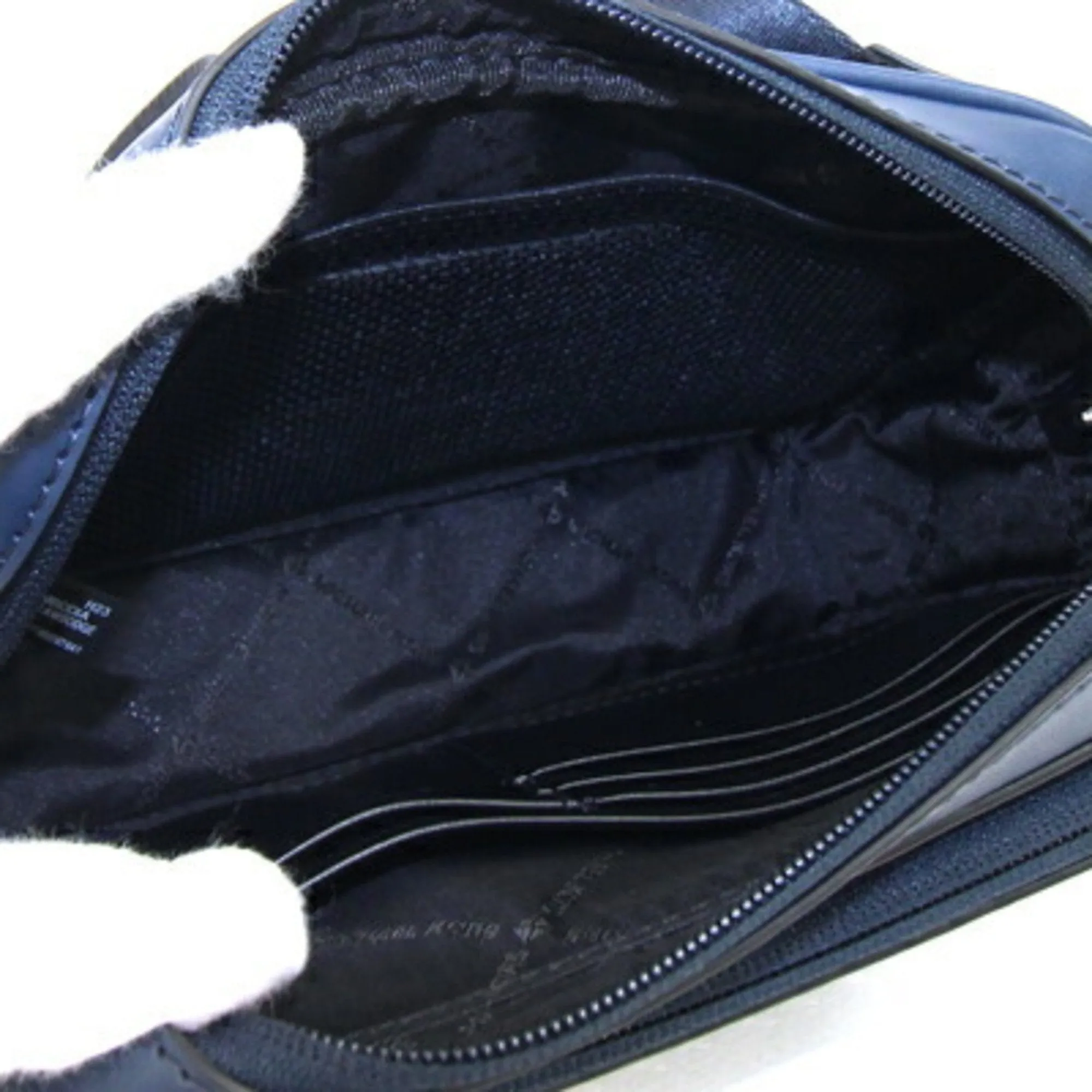 Michael Kors  Leather Fanny Pack Sling Bag (Pre-Owned)