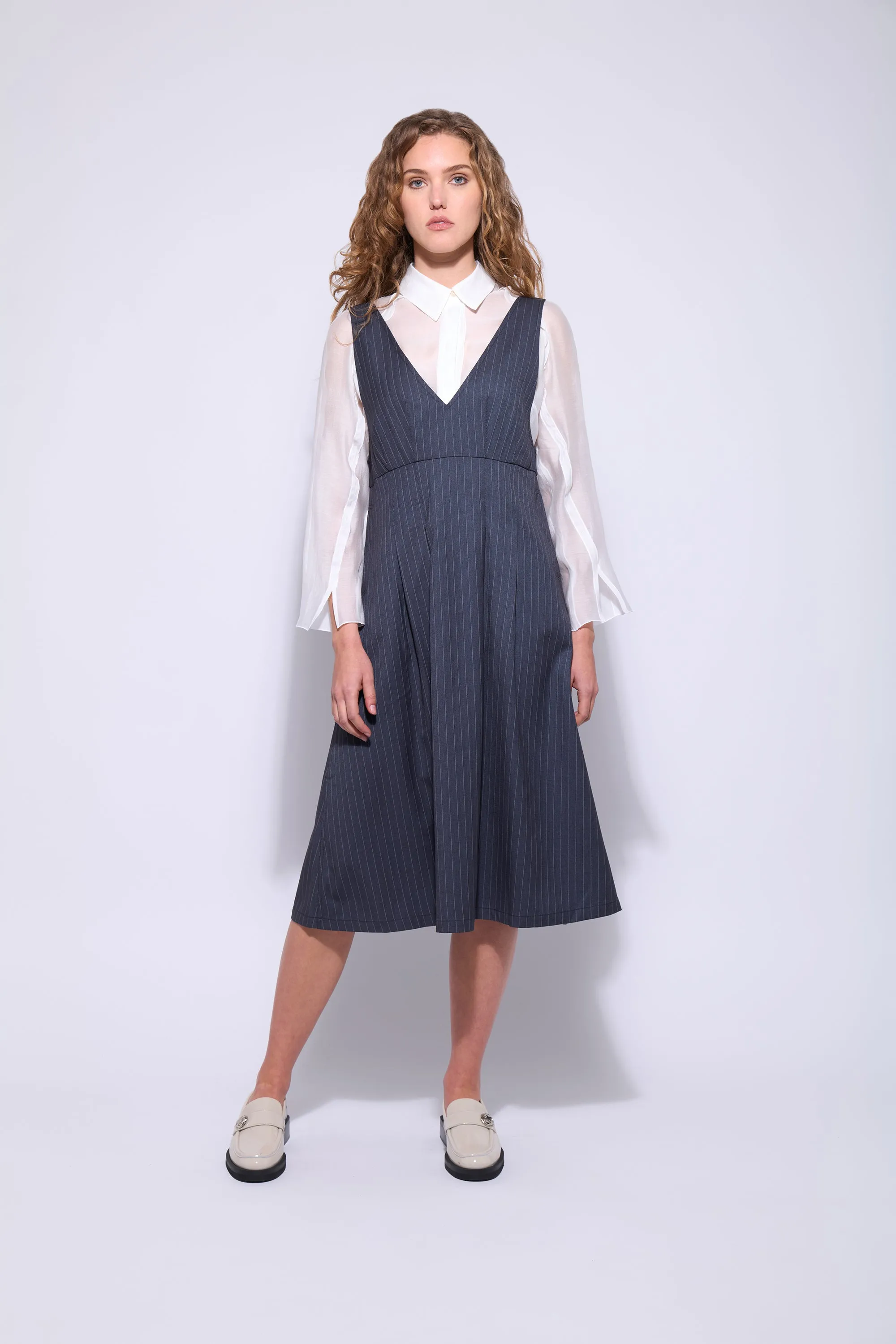 Neris - SN2743 The Hepburn Pinafore