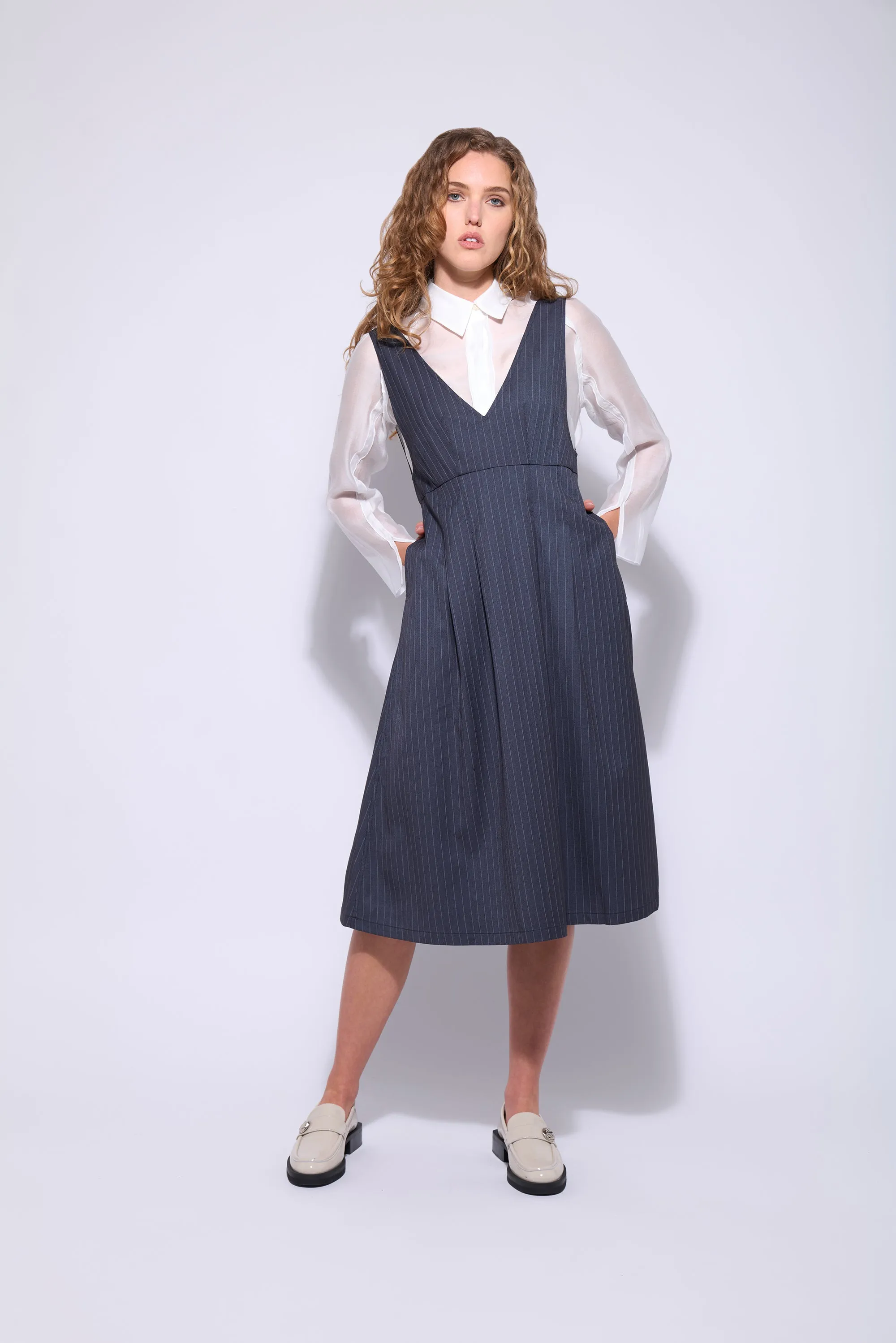 Neris - SN2743 The Hepburn Pinafore