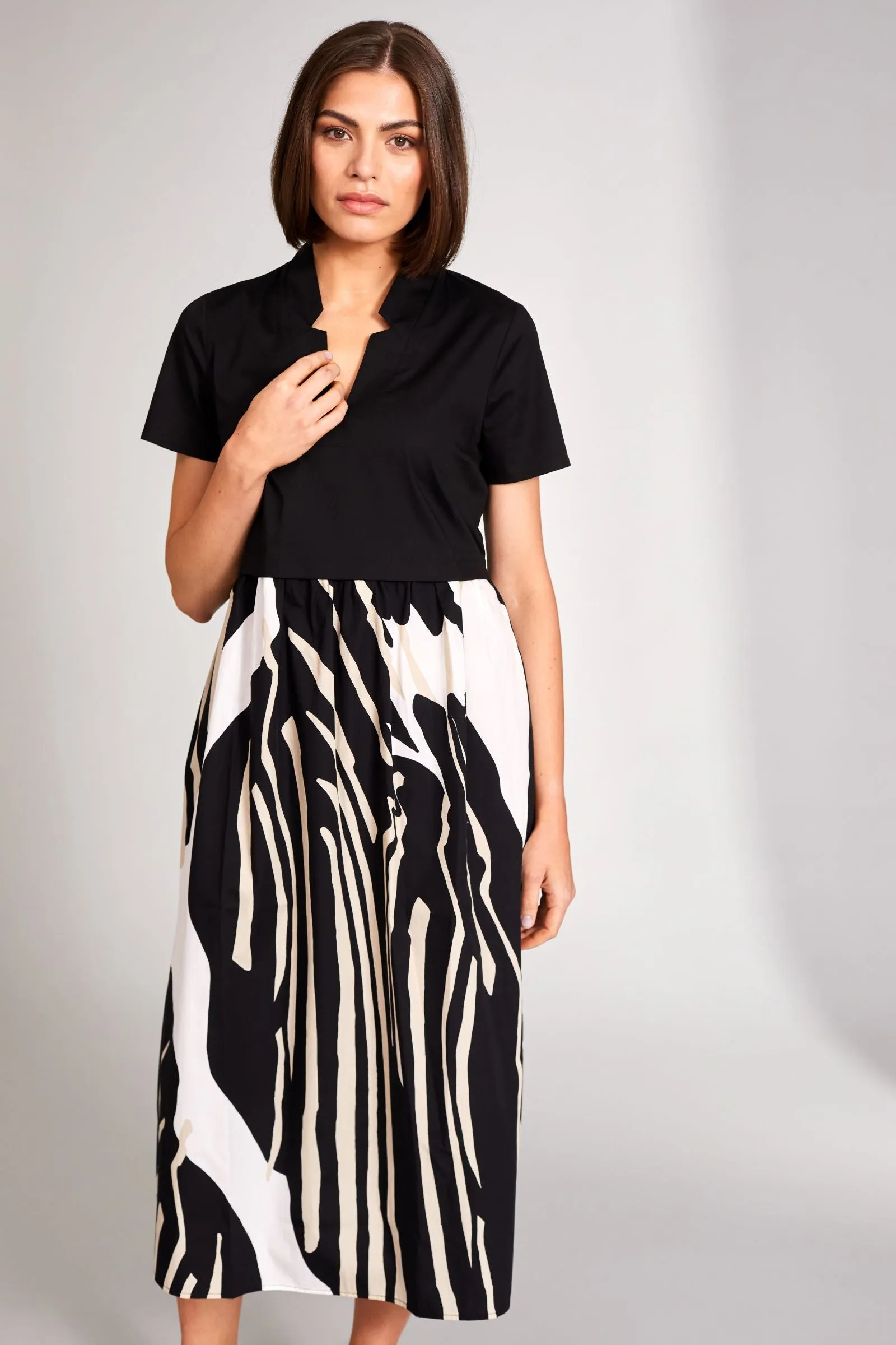 Peruzzi - S24100 Contrast Monochrome Dress