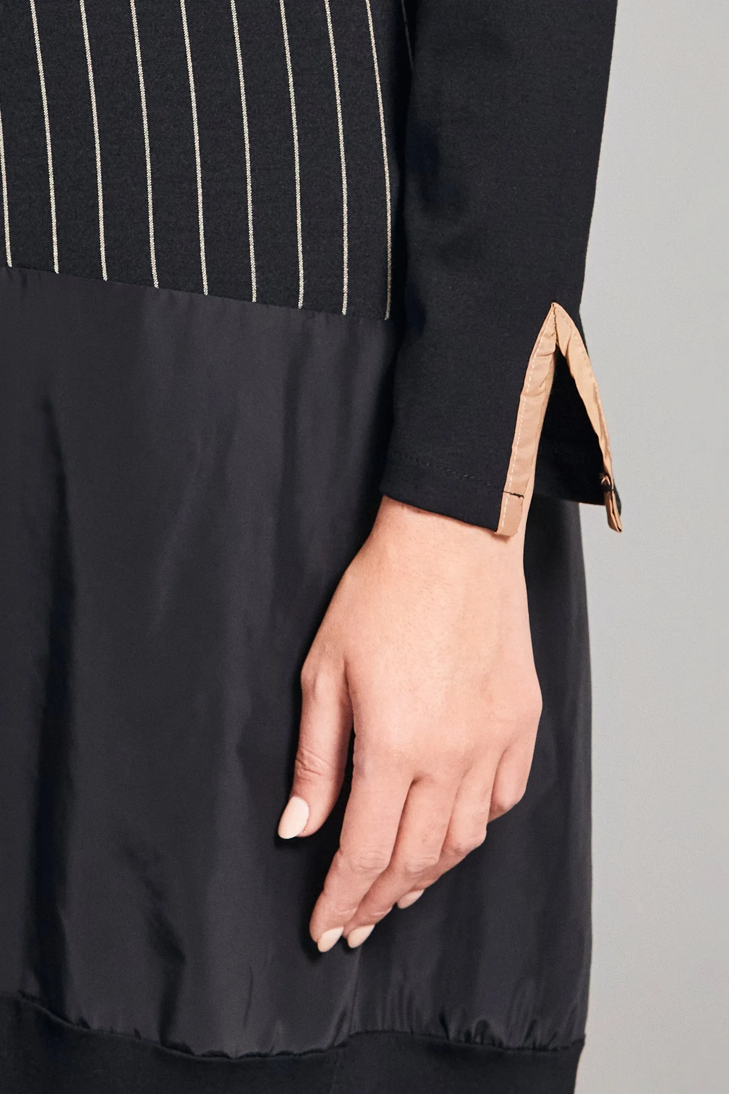 Peruzzi - W24135 Pinstripe Trim Dress