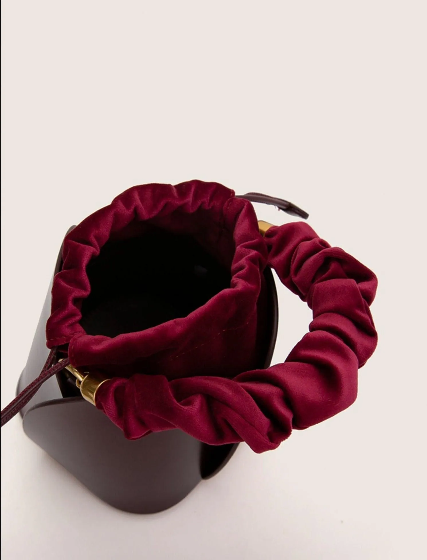 Petals Blossom Bucket Bag - Elegance Meets Function in Chic Cowhide Leather Shoulder Bag