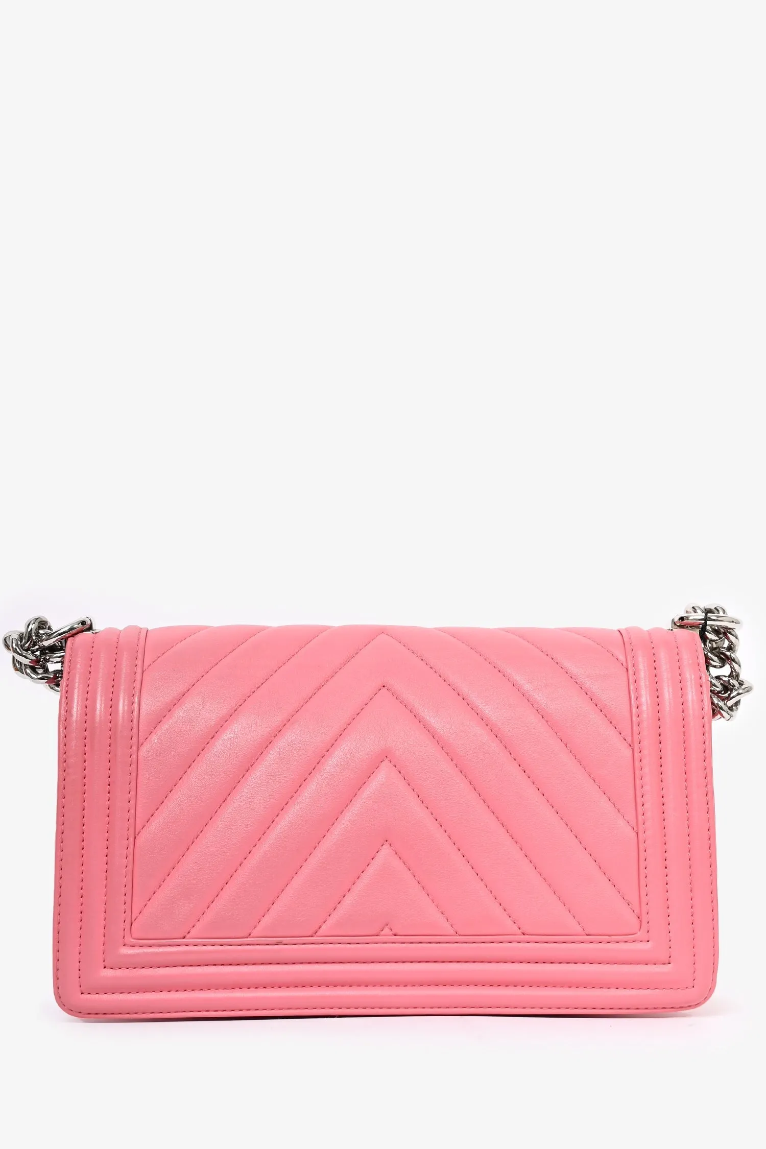 Pre-Loved Chanel? 2016/17 Pink Leather Chevron Patterned Medium Boy Crossbody anti-theft crossbody bags sale