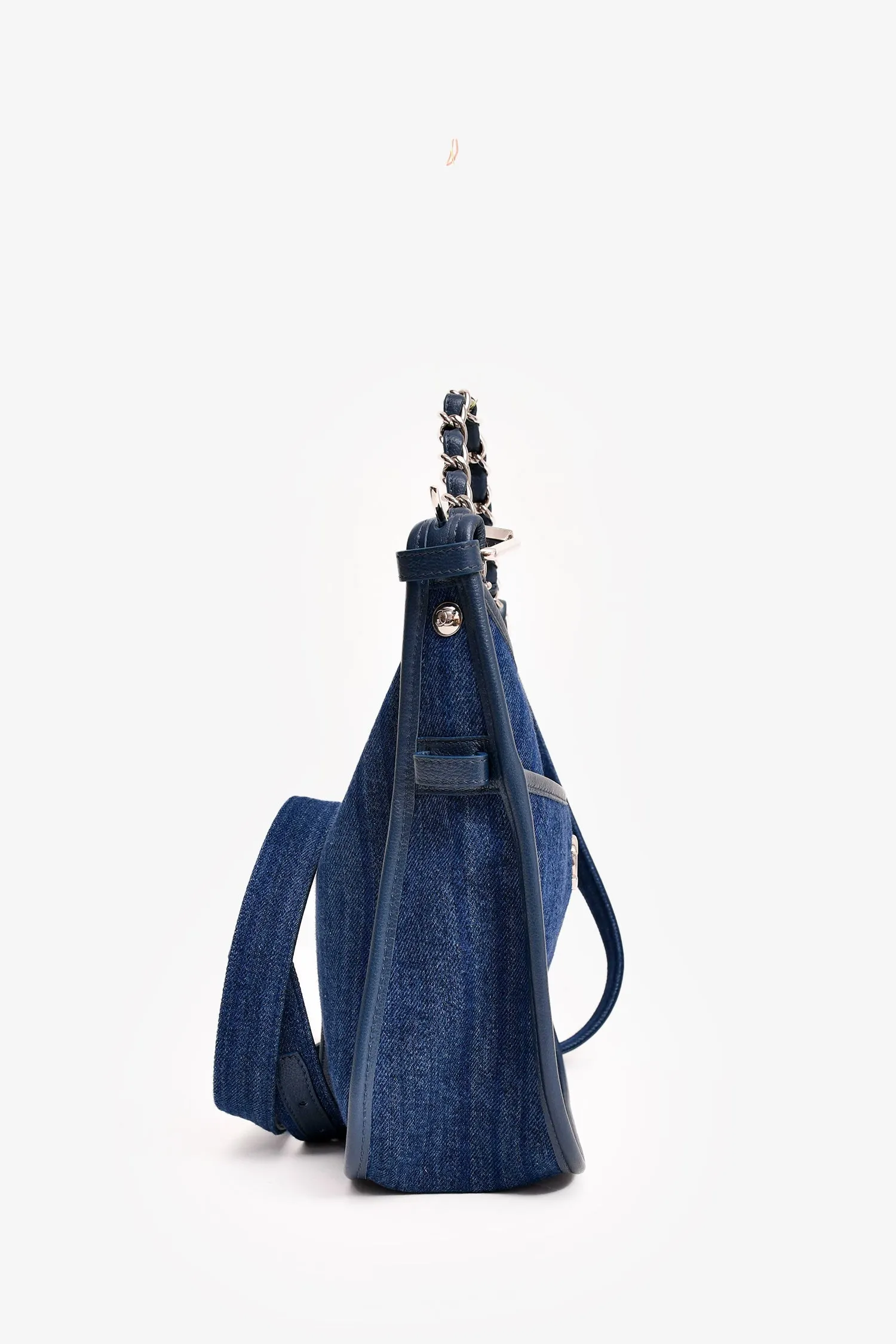 Pre-Loved Chanel? 2017/18 Navy Denim Small Jungle Stroll Crossbody Bag