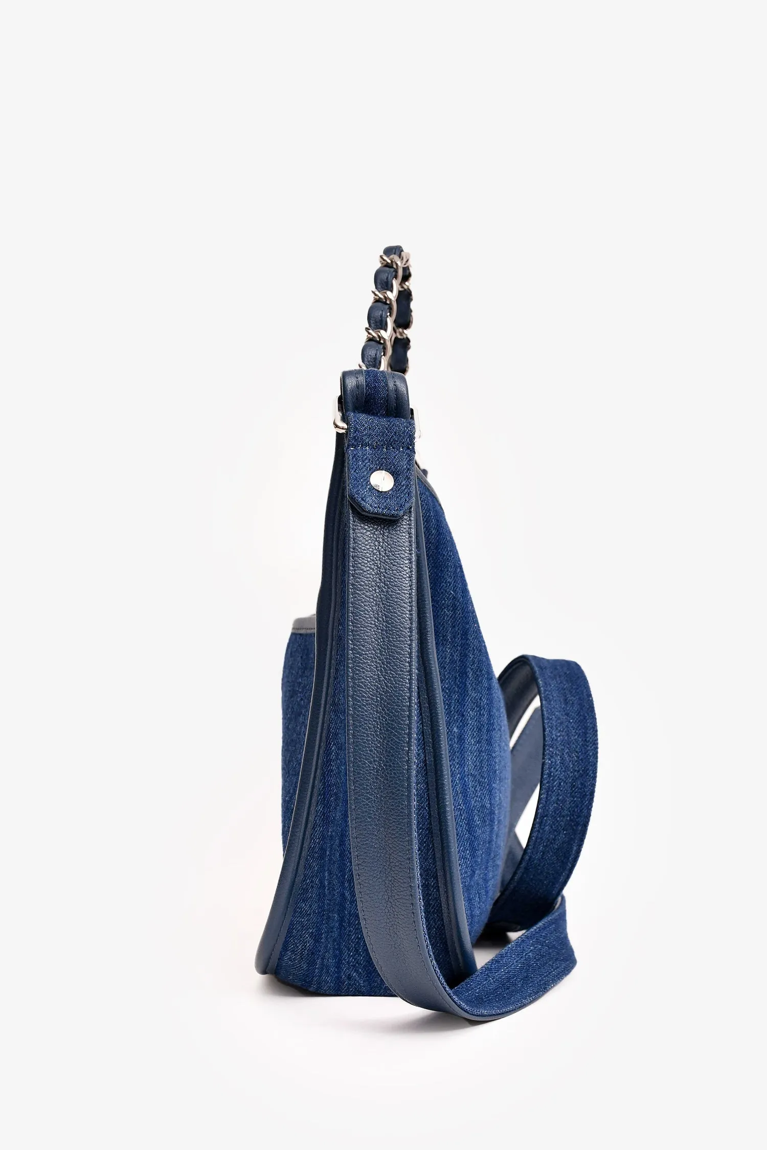 Pre-Loved Chanel? 2017/18 Navy Denim Small Jungle Stroll Crossbody Bag