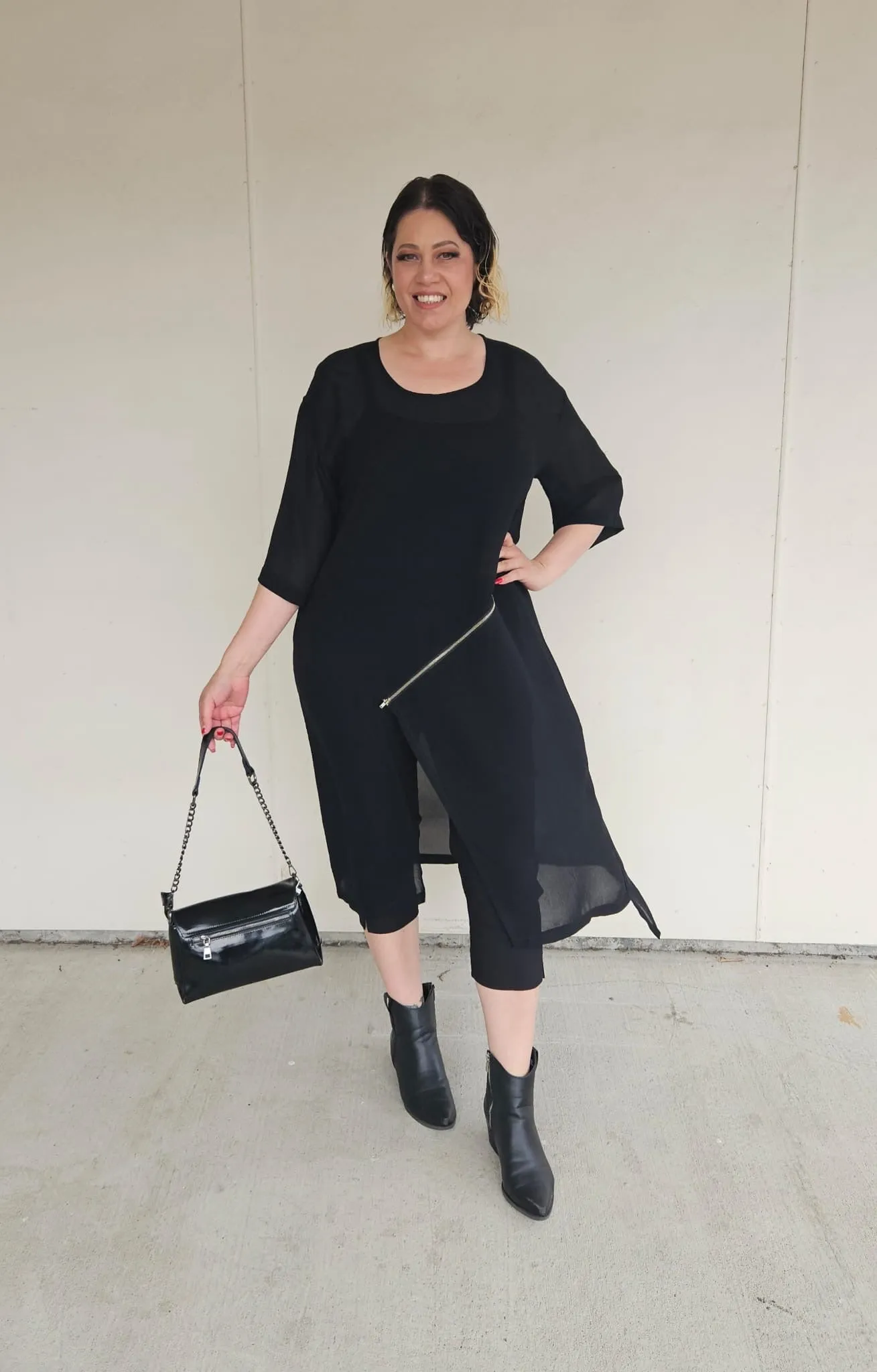 Raven - R027 Roam Zip Tunic