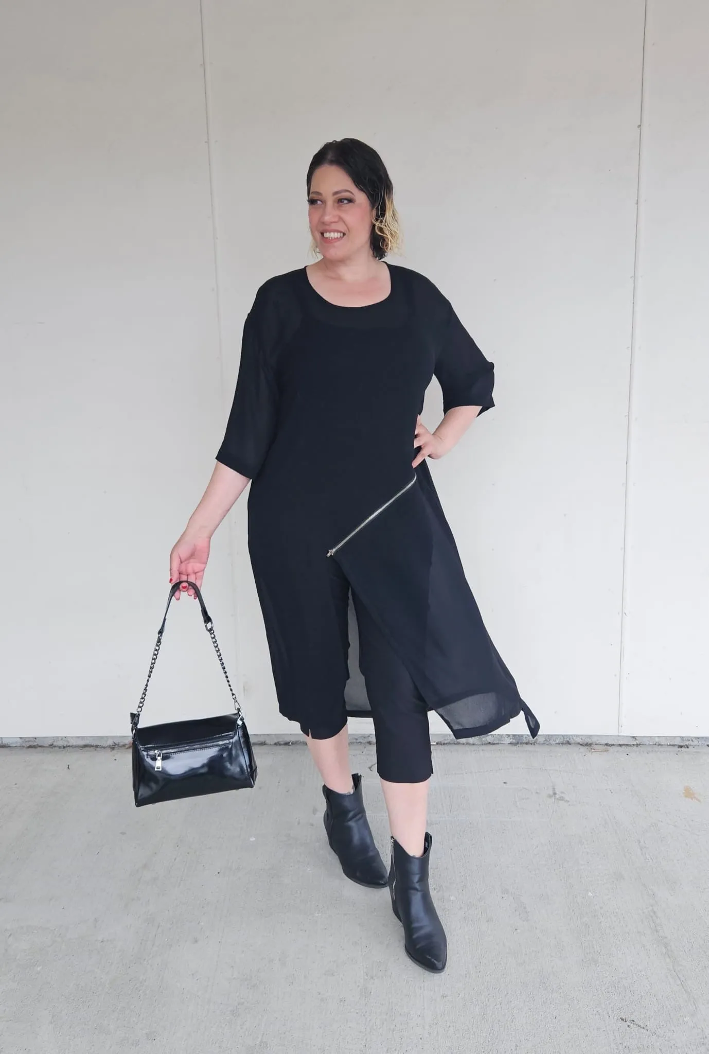 Raven - R027 Roam Zip Tunic