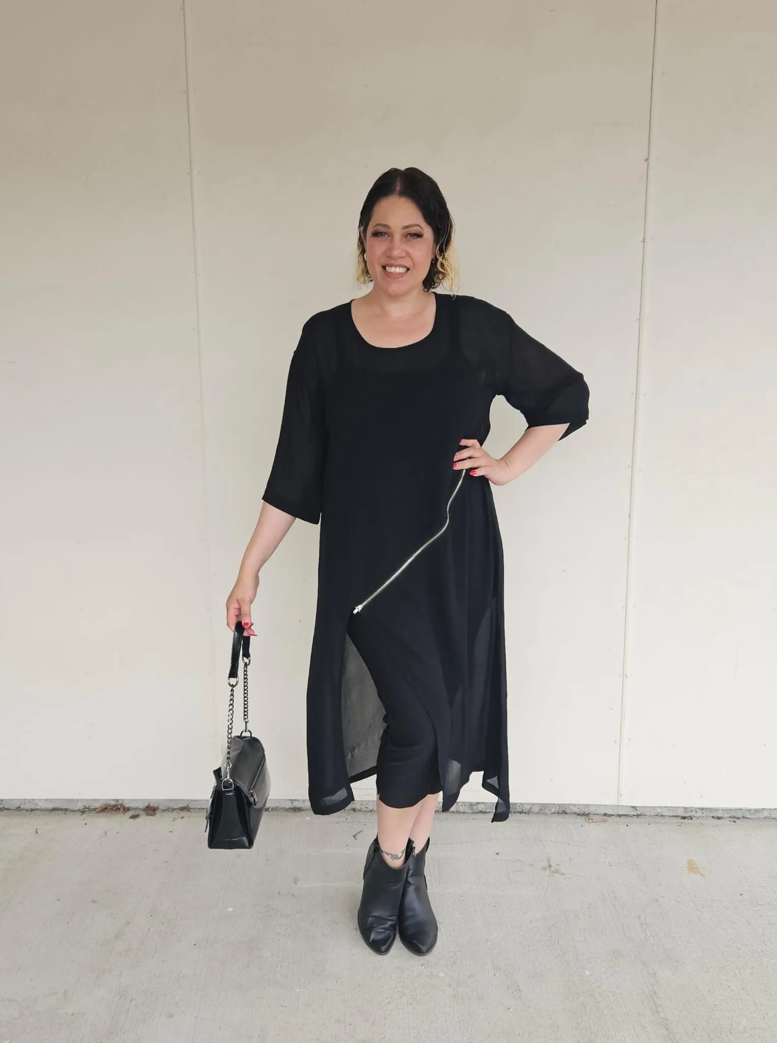 Raven - R027 Roam Zip Tunic