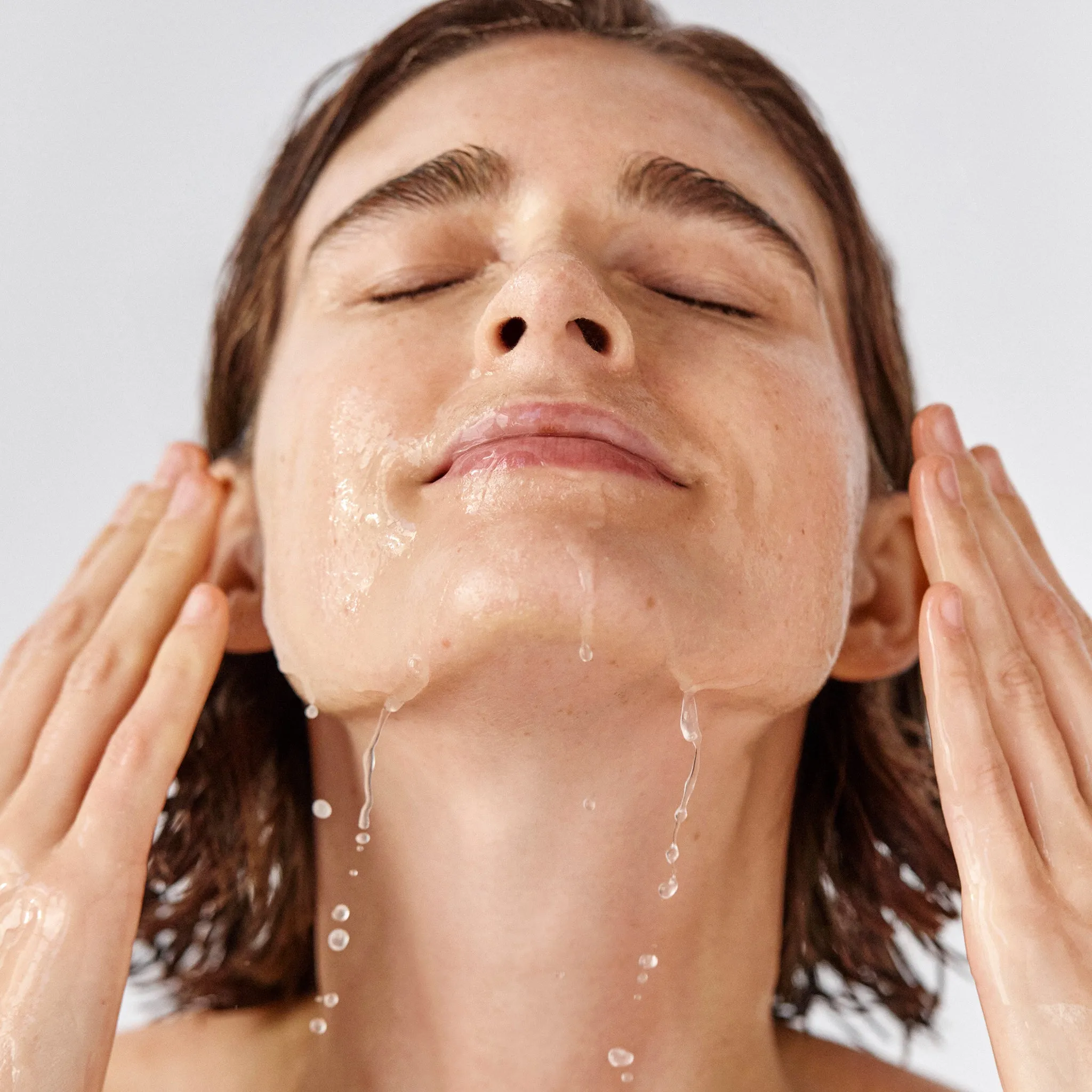 a tinted moisturizer,bubble moisturizer