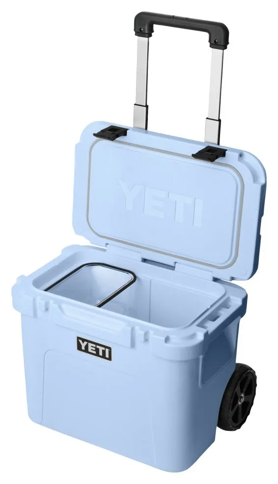 Roadie 32 Wheeled Cooler