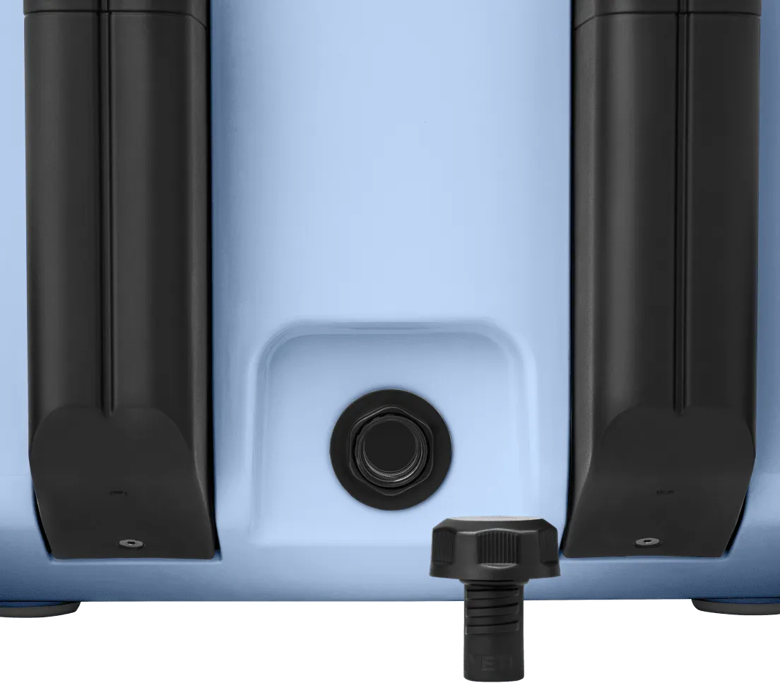 Roadie 32 Wheeled Cooler