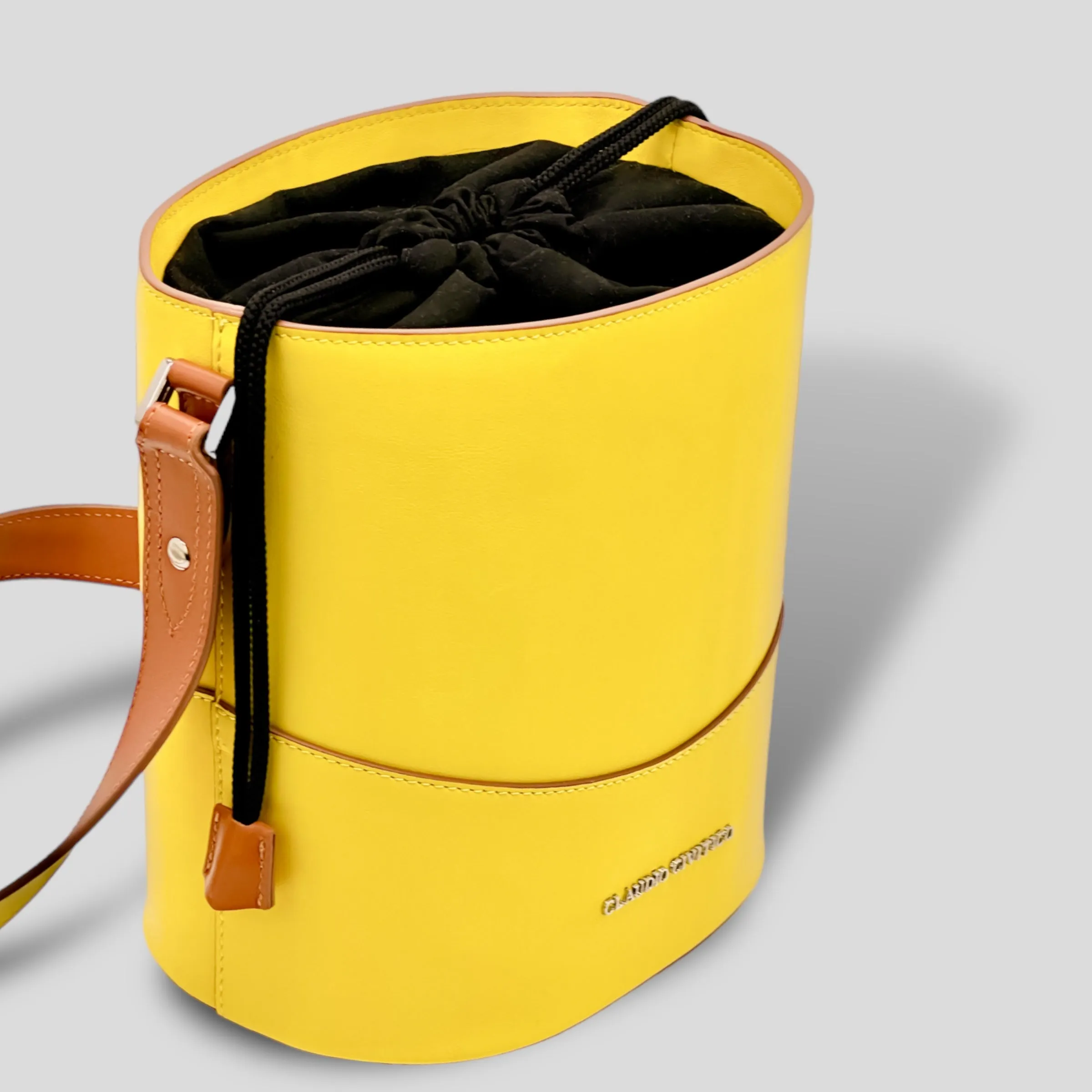 Romana Bucket Bag