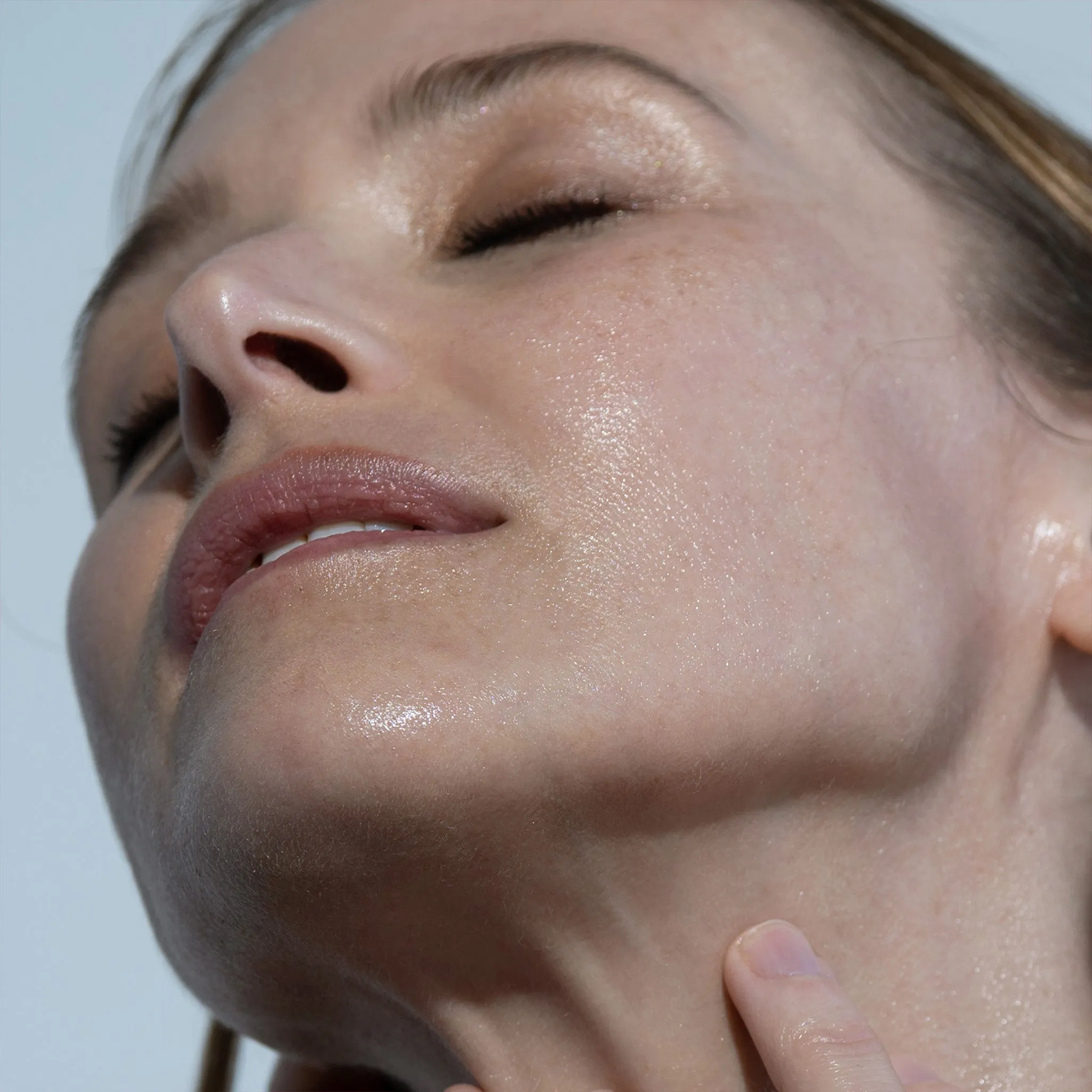 a tinted moisturizer,bubble moisturizer
