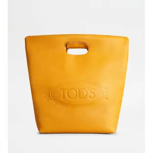 Shopping Tote in Leather Medium stylish bucket bags