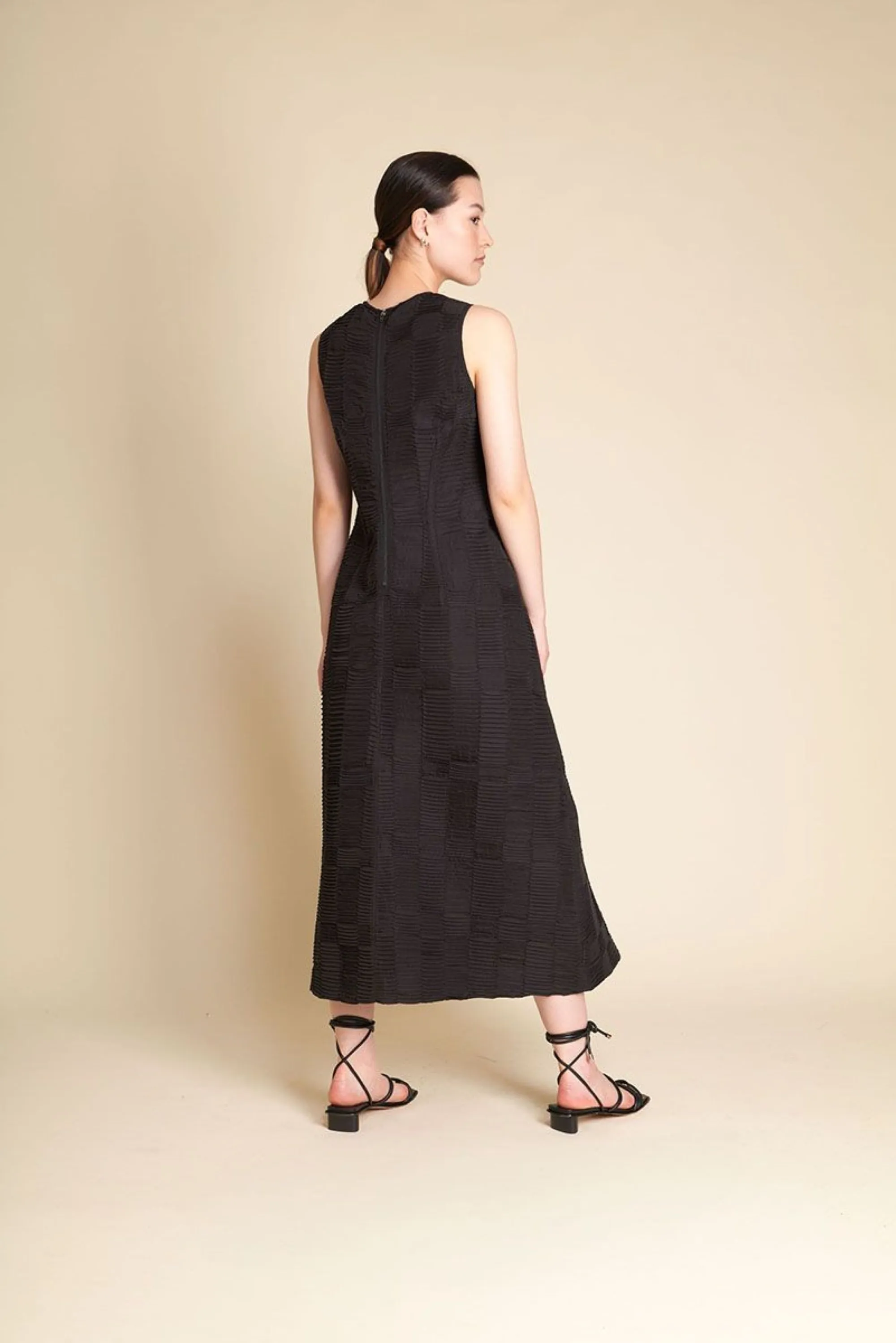 Siren - CSN2531 Its a Cinch Dress
