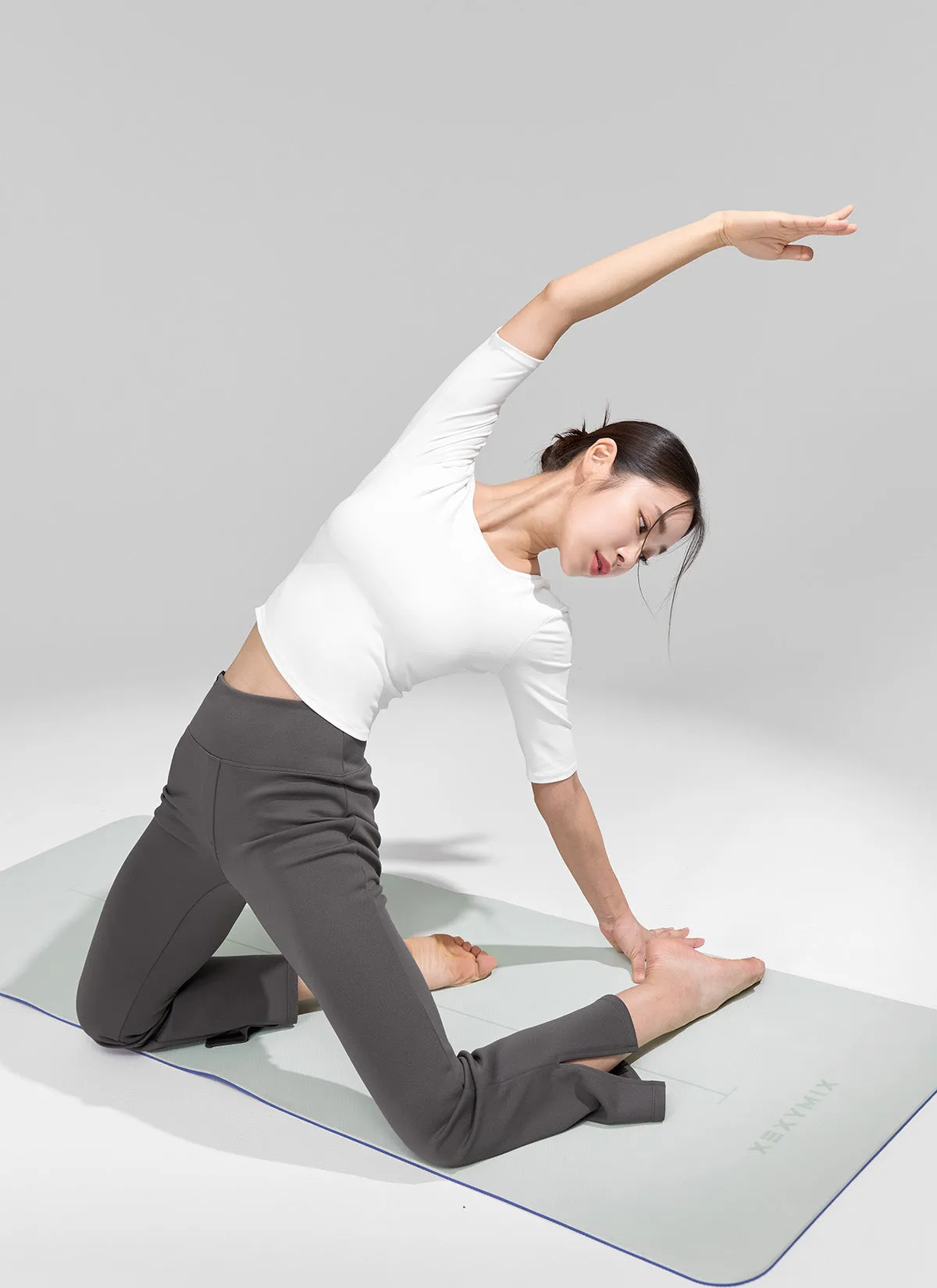 Stretch Formal Bootscut Slit Pants