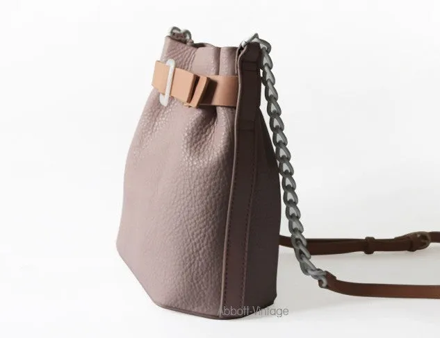 Stylish Leather Pink Chain Womens Bucket Purse Crossbody Bag Barrel Shoulder Bag for Women