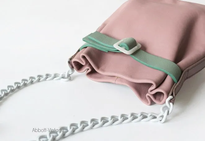 Stylish Leather Pink Chain Womens Bucket Purse Crossbody Bag Barrel Shoulder Bag for Women