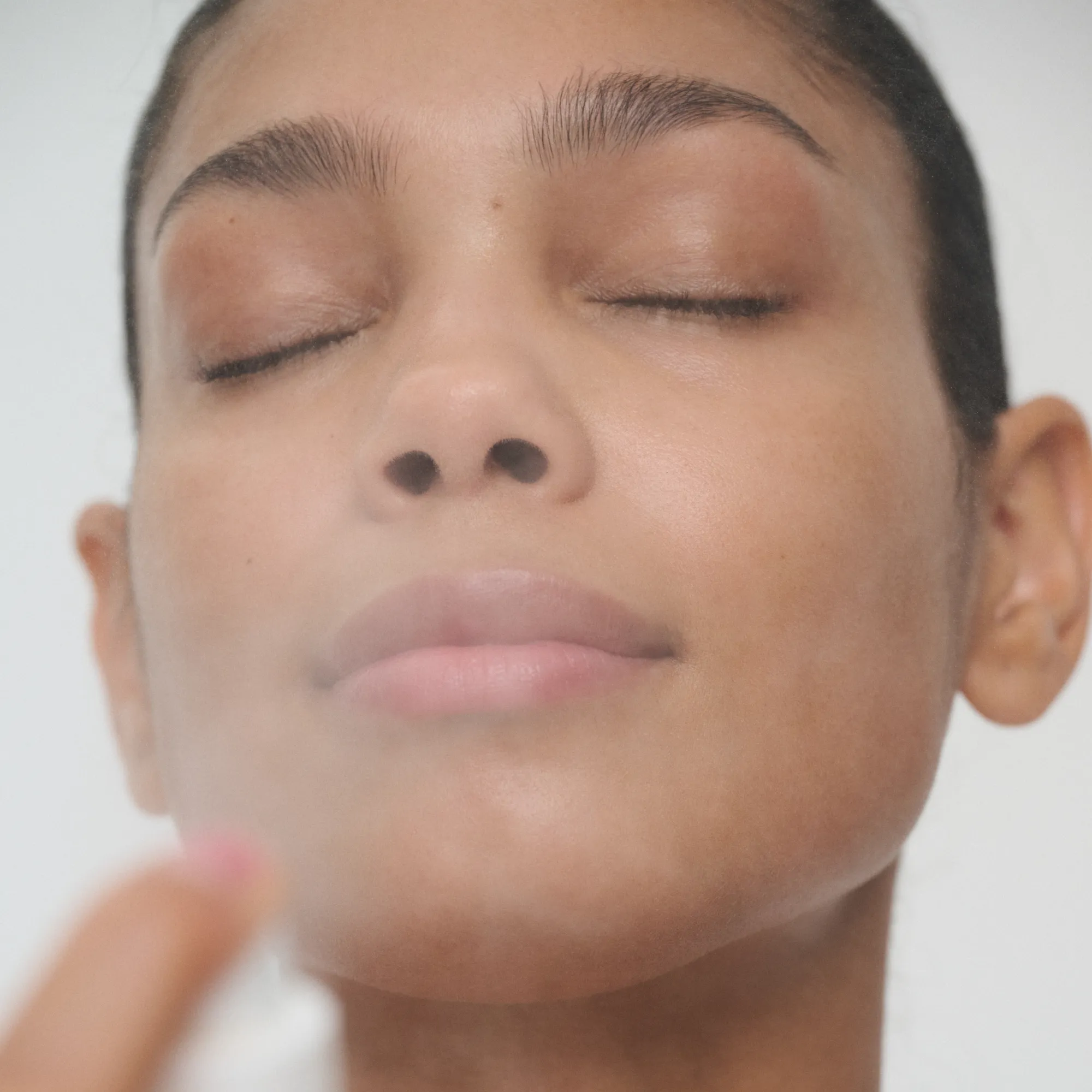 a tinted moisturizer,bubble moisturizer