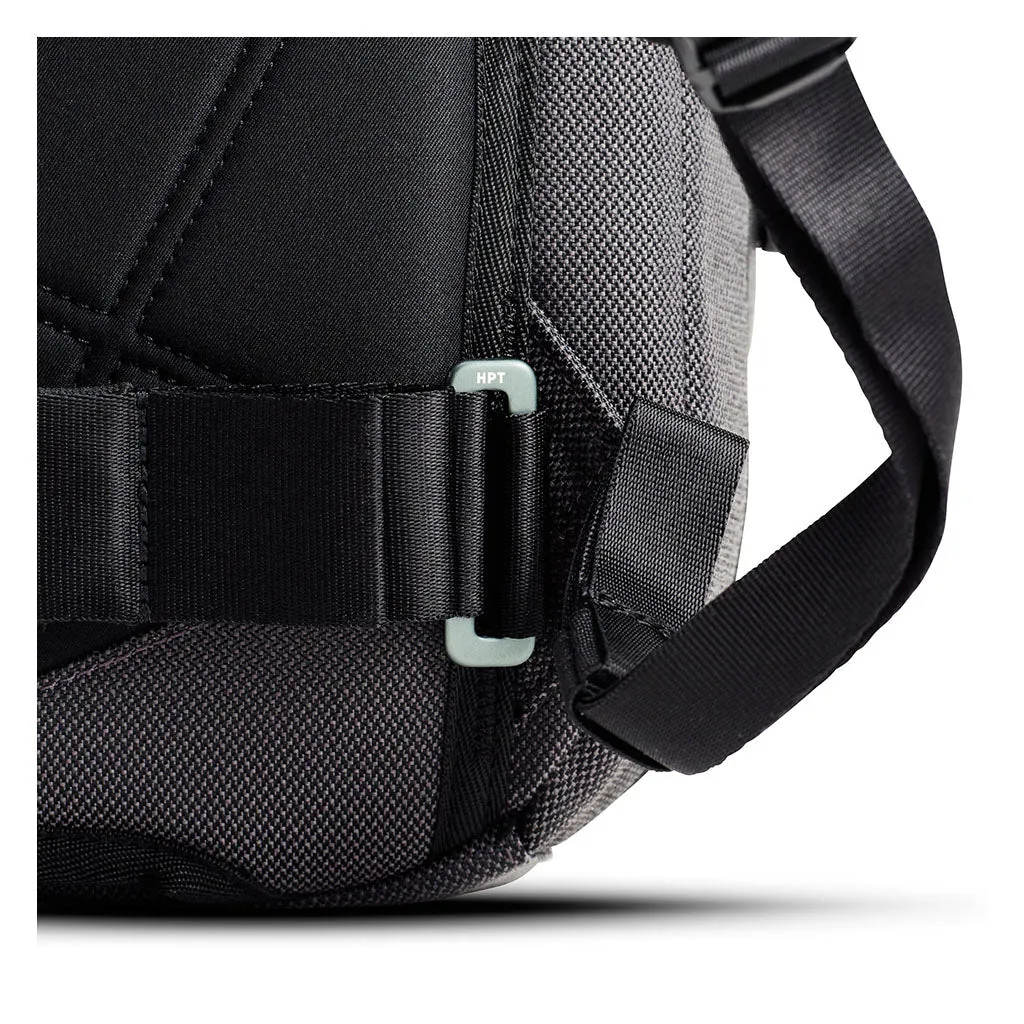 Transit Line Travel Pack 28L