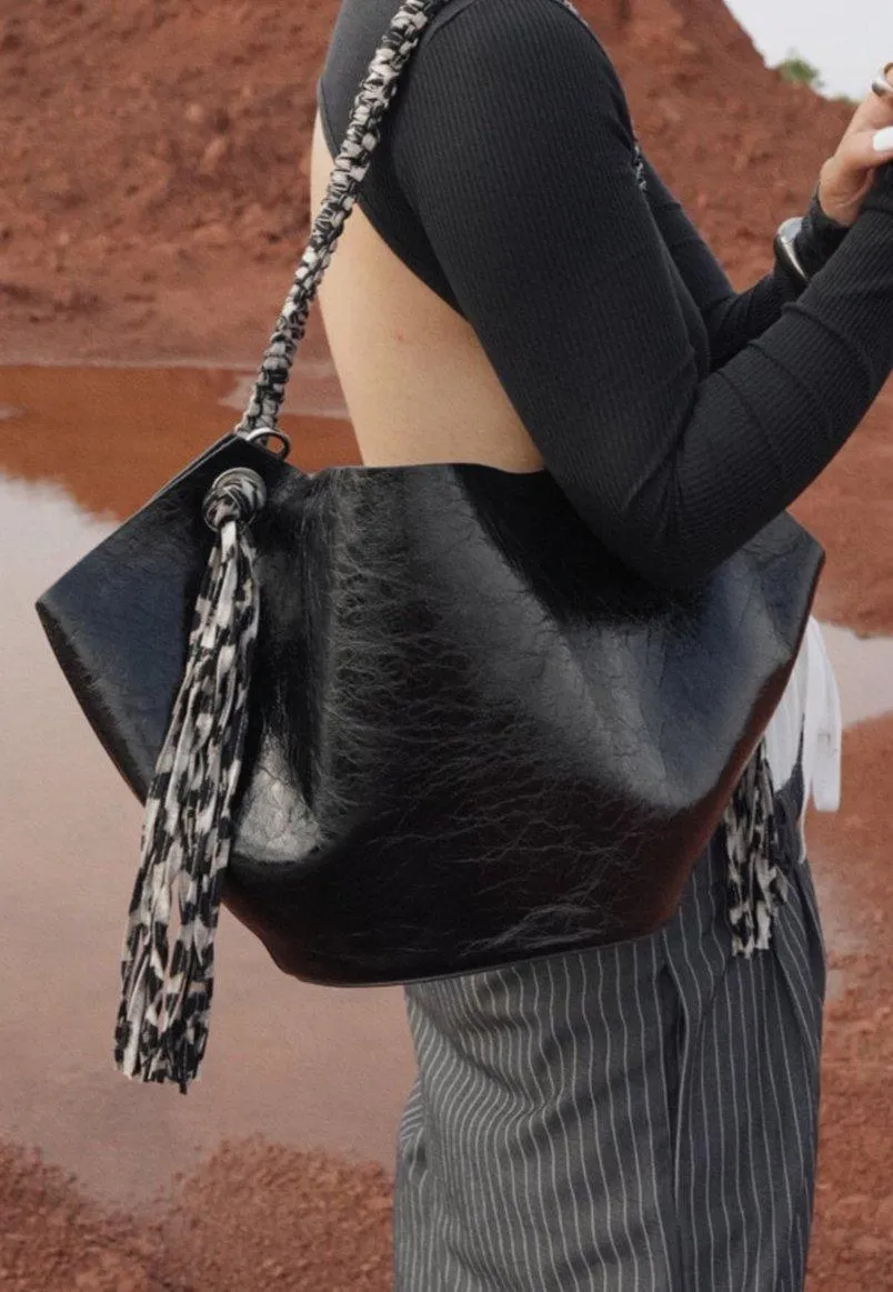 Unique Design Genuine Leather Large Tote Bucket Bag for Women | Suede Leather Autumn Tassel Bucket Bag