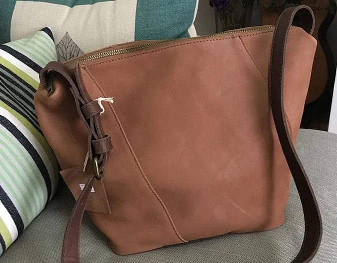 Vintage LEATHER WOMENs Bucket SHOULDER BAG Barrel Crossbody Purse FOR WOMEN