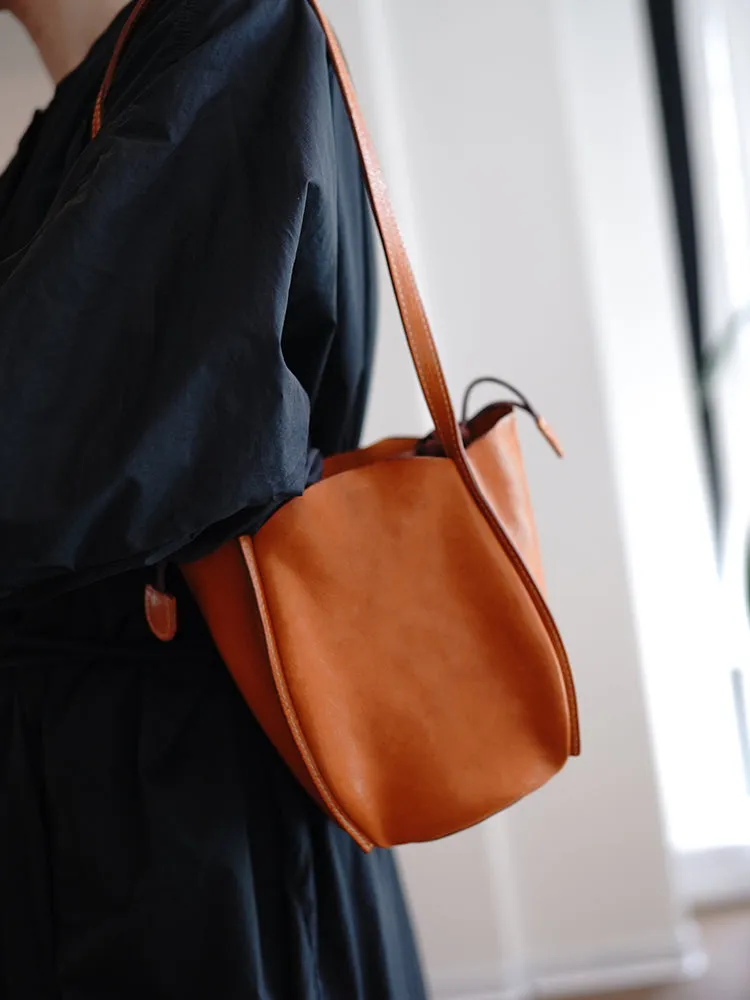 Vintage Womens Black Leather Small Bucket Shoulder Bag Flower Bud Bucket Purse for Women