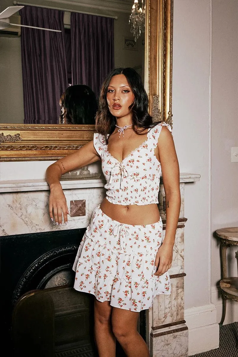 White Ditsy Skater Skirt High Rise Tiered Mini Lined,skirt,denim skirt,mini skirt,maxi skirt,jean skirt,skort,tennis skirt,pleated skirt,pencil skirt,bubble skirt,plisse skirt,fitted skirt,midi skirt,short skirt,short mini skirt,leather skirt,a line skirt