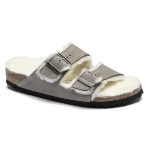 Sandale Arizona en peau de mouton pour femme en pièce de monnaie pierre