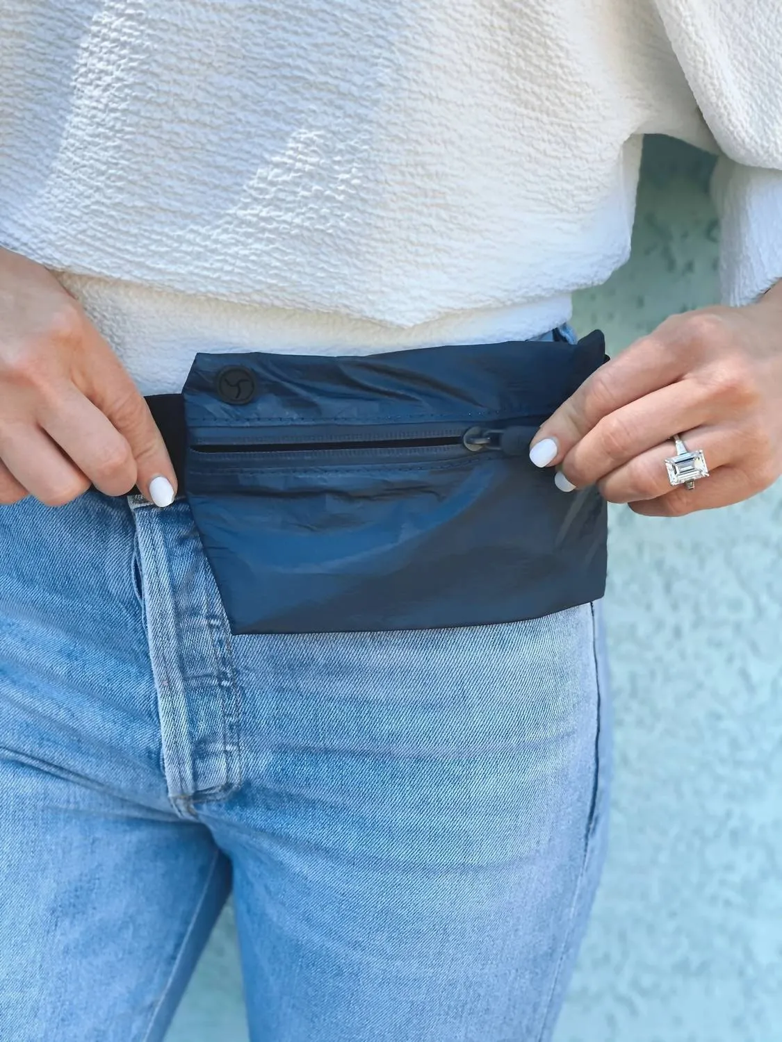 Women's Travel Fanny Pack In Shimmer Navy